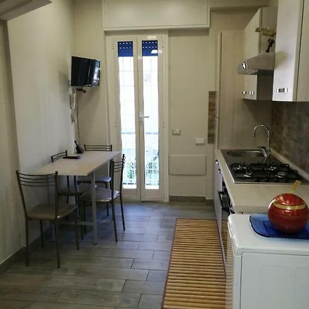 B&B Fratelli Nicoli โรม ภายนอก รูปภาพ