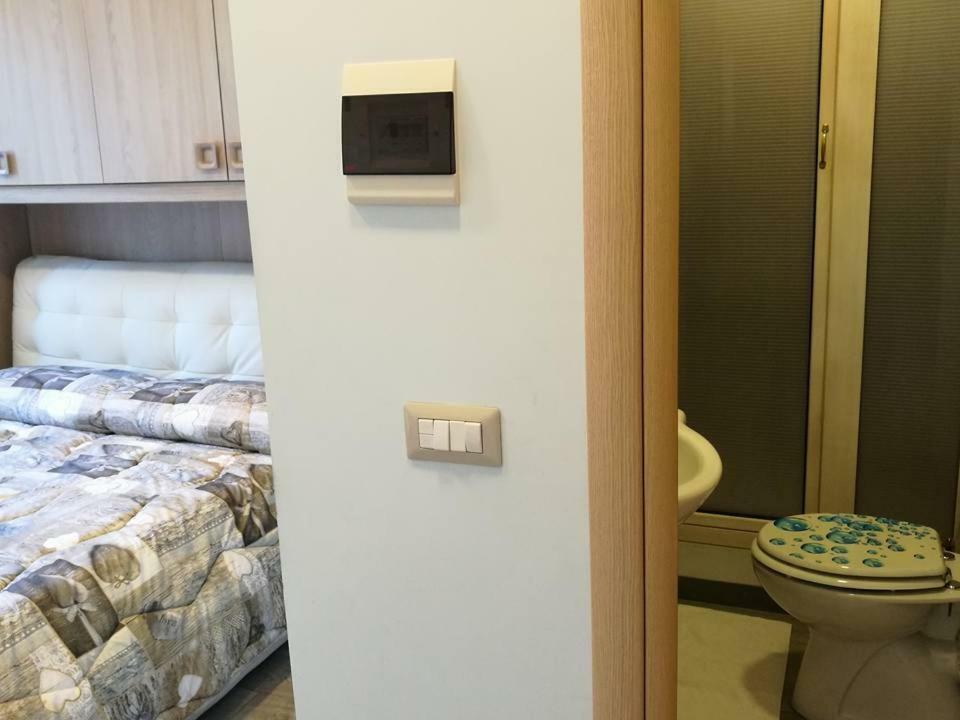 B&B Fratelli Nicoli โรม ภายนอก รูปภาพ