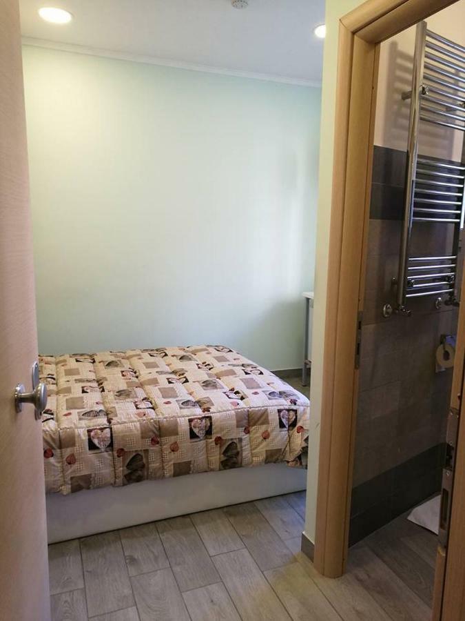 B&B Fratelli Nicoli โรม ภายนอก รูปภาพ