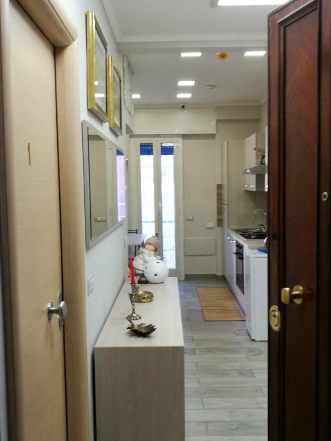 B&B Fratelli Nicoli โรม ภายนอก รูปภาพ